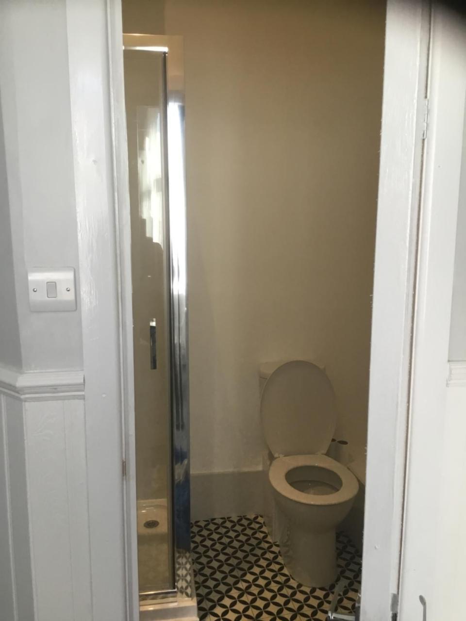 Cara Guesthouse Уитли Бей Екстериор снимка